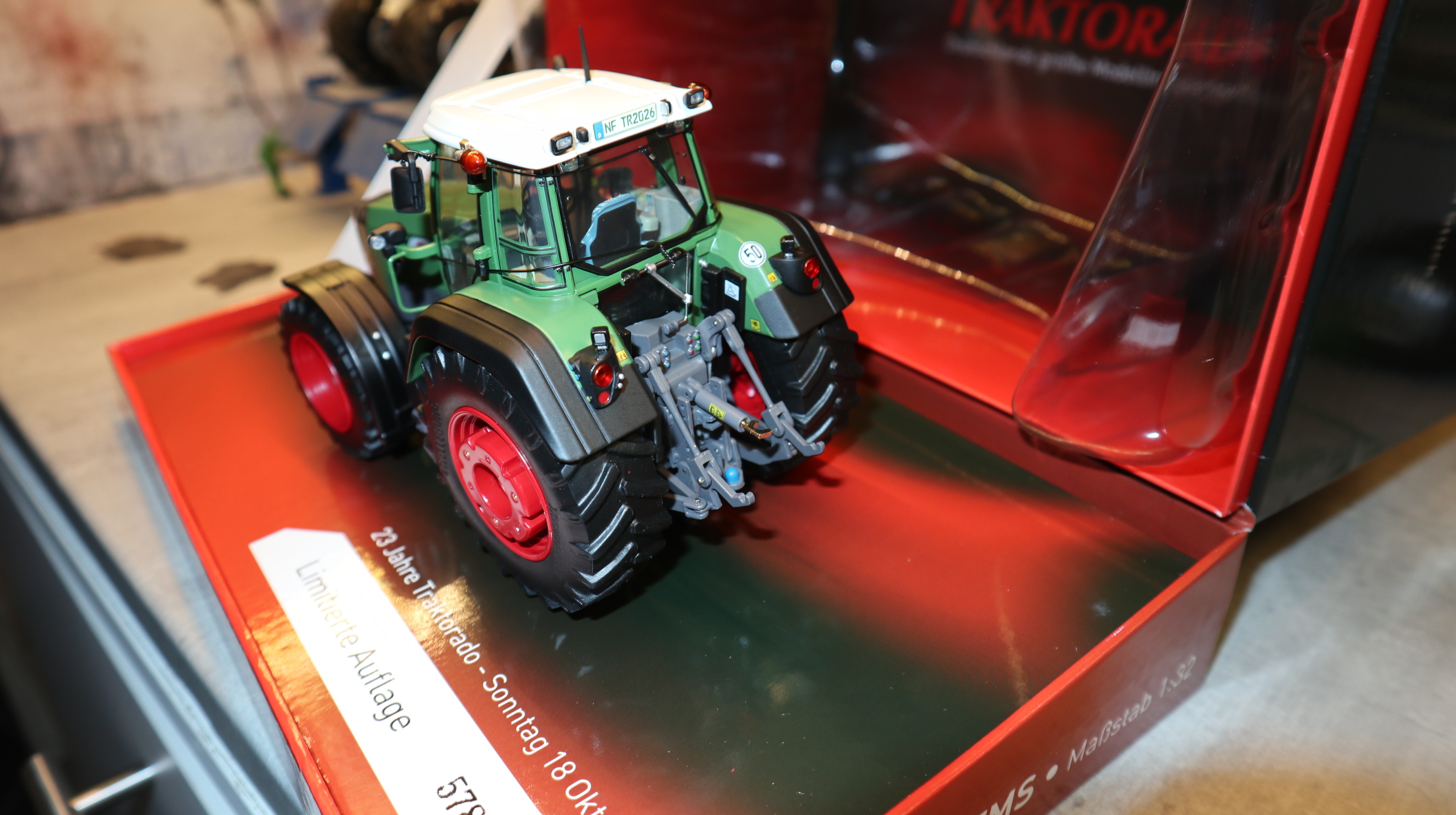 Weise Toys 2078 in 1:32, Fendt Vario 916 TMS TRAKTORADO 2026,  NEU in OVP