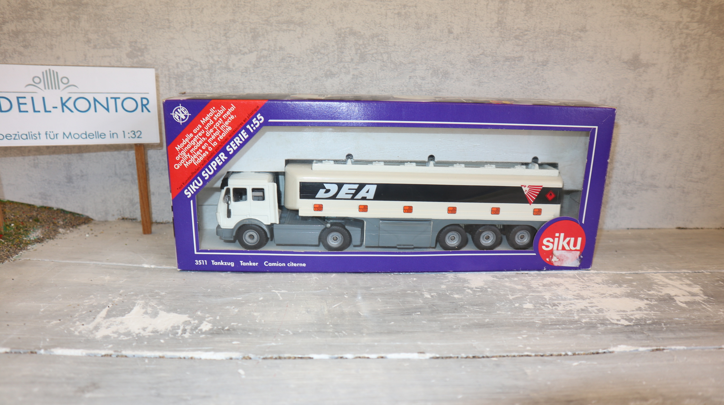 Siku 3511 in 1:55, TOPAS Tankwagen, DEA weiß-grau, kurze SZM, NEU in OVP